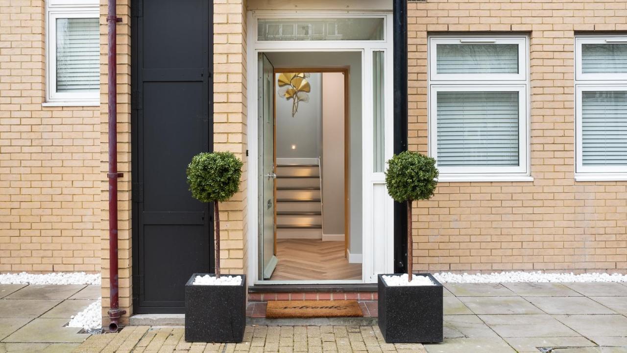 London'S Modern Nuance Apartment - Battersea Zewnętrze zdjęcie